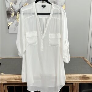 Torrid White Relaxed Tunic with Cuffed Sleeves